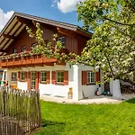 Haus Berg & Tal * Хиршегг